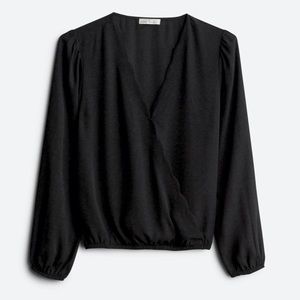 *NEVER WORN* Nine Britton | Ivana Scallop Detail Blouse | M